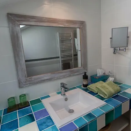 Bed & Breakfast La Des Charmilles 4*